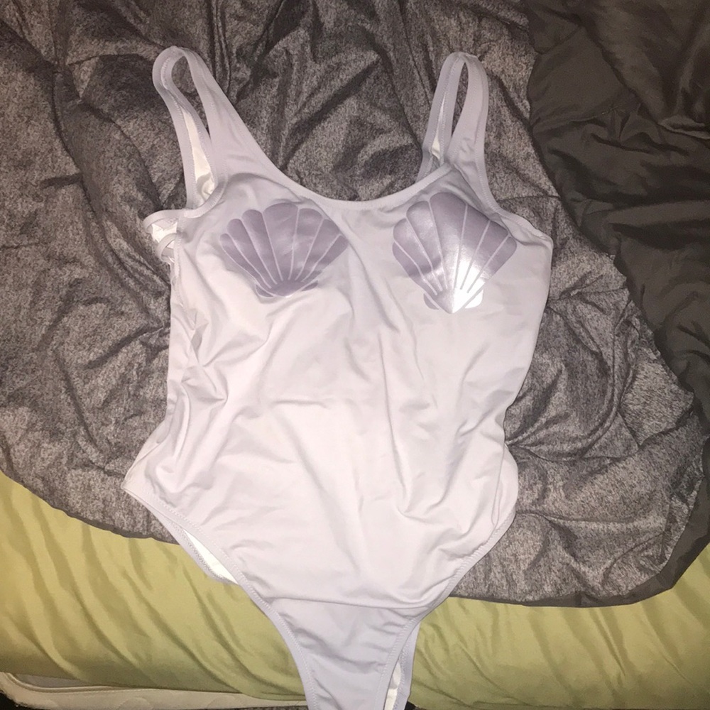 VS PINK lavender one-piece bathing suit with shells